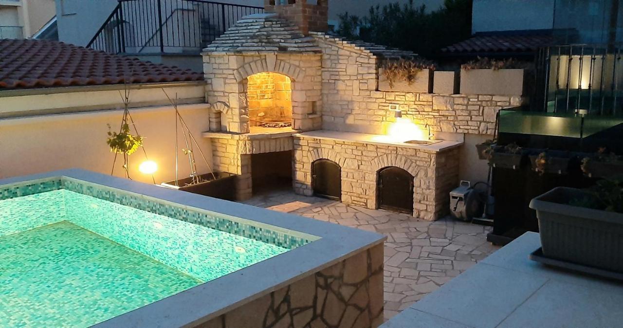 Traumferienwohnung Mit Privatem Pool & Gemuetlicher Grillecke Am Meer, Kroatien, Istrien, Bei Medulin - Bester Urlaub An Der Adria, Fuer Paare Appartement